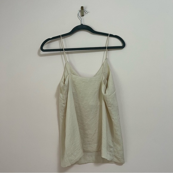 Cute v neck satin camisole in cream size US 6- H&M - Picture 4 of 6